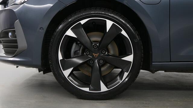 Cupra Leon Sportstourer 1.4 TSI eHybrid 204pk PHEV Adrenaline / Panoramadak / Navigatie / Camera