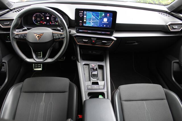 Cupra Leon Sportstourer 1.4 e-Hybrid 245 | Incl. 12 maanden Garantie | Stoel/stuurverwarming | Achteruitrijcamera | Keyless entry/start | Apple CarPlay/Android Auto | Elektrische kofferbakklep | Parkeersensoren V+A | Climate controle | Adaptive cruise controle | Navigatie | Draa