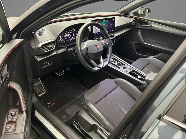 Cupra Leon Sportstourer VZ Performance 1.4 TSI eHybrid 245pk DSG Automaat Adaptive cruise control, Navigatie, Achteruitrijcamera, Stuurwiel verwarmd, LED koplampen