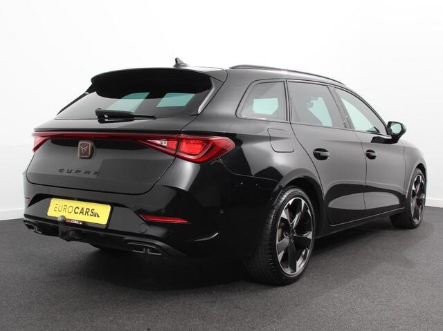 Cupra Leon Sportstourer 1.5 eTSI Business Edition High Navigatie Apple Carplay/Android Auto Navigatie Adaptieve Cruise Control Camera Trekhaak met afneembare kogel Parkeersensor achter Stuur- en stoelverwarming