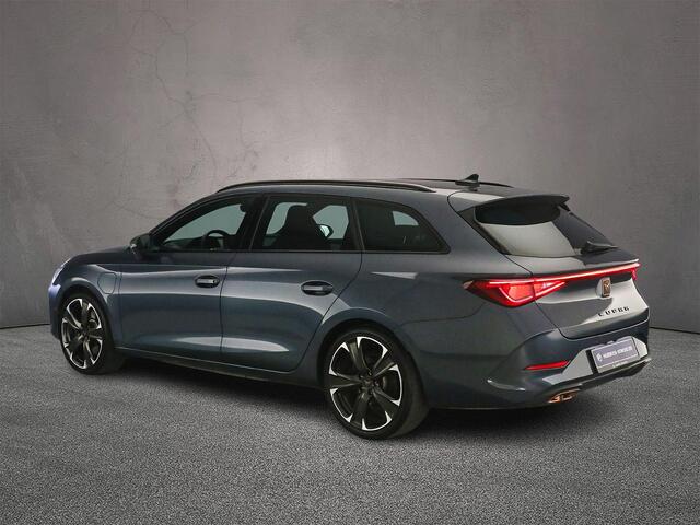 Cupra Leon Sportstourer VZ Business 1.4 TSI eHybrid 245pk DSG Automaat Trekhaak, Adaptive cruise cotnrol, Stoelverwarming, LED koplampen, Navigatie, Achteruitrijcamera