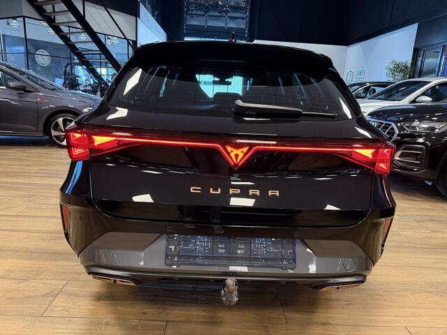 Cupra Leon Sportstourer 1.5 TSI e-Hybrid VZ Performance |WLTP 125KM| ELEK. TREKHAAK|NAVI|CARPLAY|DYNAMIC PAKKET|ALL SEASON BANDEN|