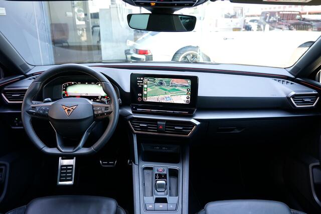 Cupra Leon Sportstourer 1.4 e-Hybrid VZ Copper Edition 245pk + PANO / LEDER / MEMORY / DCC