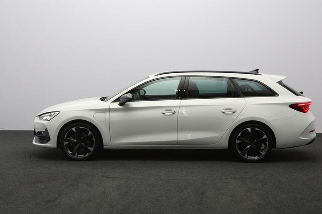 Cupra Leon Sportstourer 1.4 e-Hybrid 204 PK PHEV Business, Kuipstoelen, Parkeersensoren, Stuurverwarming