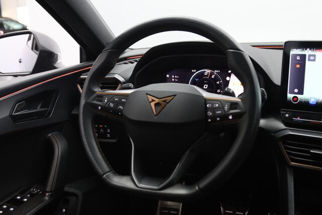 Cupra Leon Sportstourer 1.4 e-Hybrid 204 PK Business PHEV, Panoramadak, Camera, Winterpakket, Kuipstoelen
