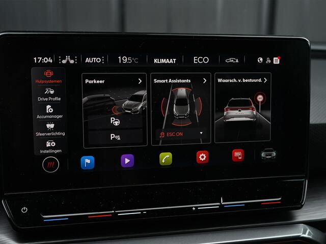 Cupra Leon Sportstourer 1.4 e-Hybrid 245 | Panoramadak | Camera | Stoelverwarming | Ambiance Interieur | Adaptive Cruise | Stuurverwarming | Keyless | Trekhaak |