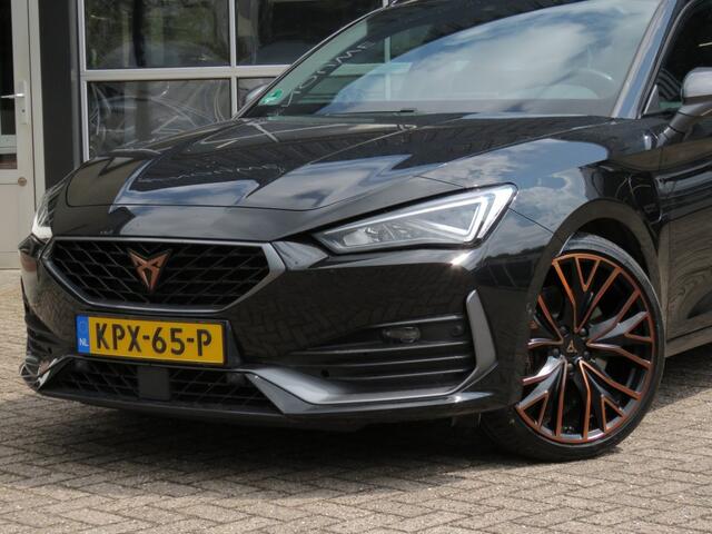 Cupra Leon Sportstourer 1.4 e-Hybrid 245pk COPPER ED. / 19 Inch / Sportstoelen / Startknop stuur / Elec. achterklep / BOVAG garantie