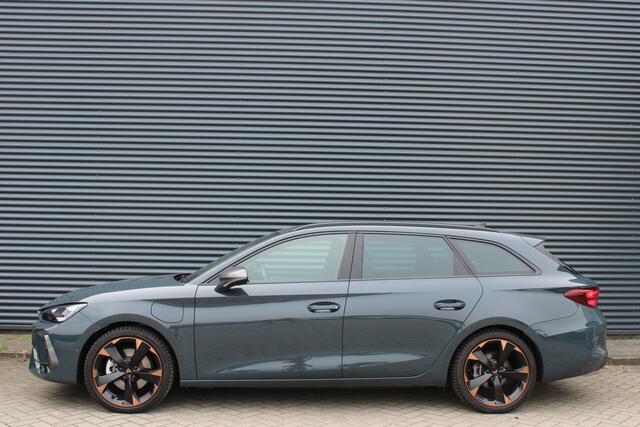 Cupra Leon Sportstourer 1.5 TSI e-Hybrid Business Adaptive-Cruise Camera Stuur-en Stoelverwarming