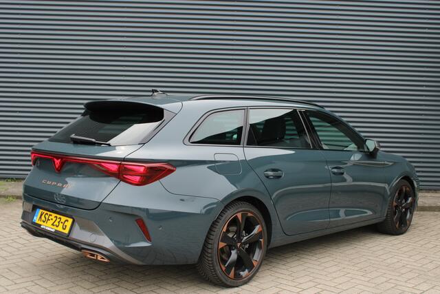 Cupra Leon Sportstourer 1.5 TSI e-Hybrid Business Adaptive-Cruise Camera Stuur-en Stoelverwarming