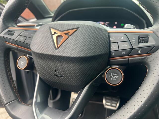Cupra Leon Sportstourer 1.4 e-Hybrid VZ Performance pano, virtual cokcpit, camera, cruise, navi