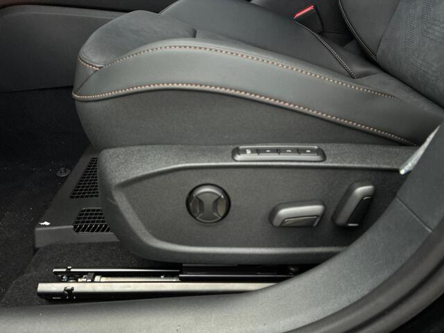 Cupra Leon Sportstourer 1.5 TSI e-Hybrid Business 204 PK l Dynamic Design l Trekhaak l Sennheiser