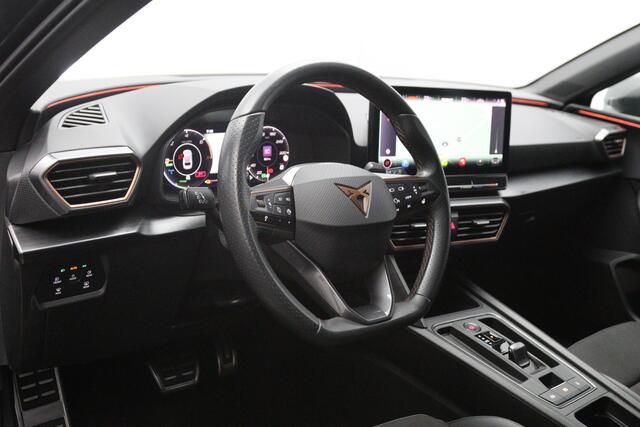 Cupra Leon Sportstourer 1.4 e-Hybrid 204 PK Business PHEV, Trekhaak, Carplay, Adap. Cruise Control, Winterpakket