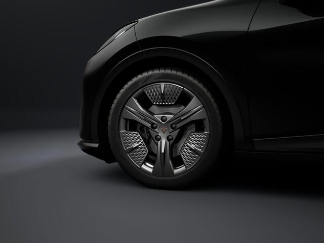 Cupra Raval Business First Edition 56 kWh 211 PK l 18" Devier l Achteruitrijcamera l Stoel en Stuuerverwarming
