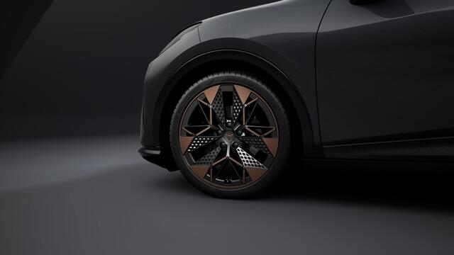 Cupra Raval 52 kWh 211 1AT Performance First Edition | Kinderzitbevestiging vóór en 2e zitrij (ISOFIX) | Rijprofielkeuze | Verwarmbare voorstoelen