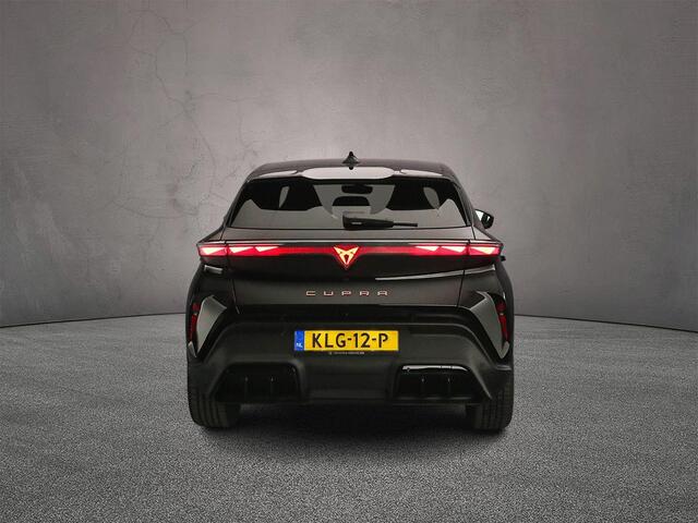Cupra Raval Business First Edition 211pk Automaat Adaptive cruise control, Achteruitrijcamera, LED koplampen, Stuurwiel verwarmd, App connect, Parkeersensoren