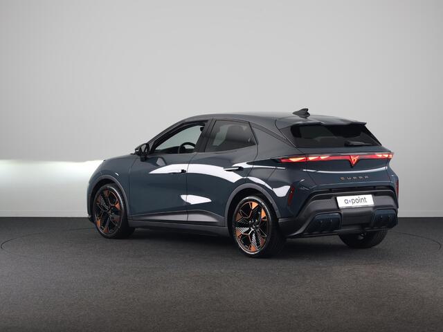 Cupra Raval Performance First Edition 56 kWh 211PK| Sennheiser | Matrix Koplampen | Navigatie | 19 Inch LM | Smartlight Sfeerverlichting | Adaptieve Cruise Control |