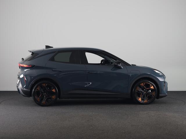 Cupra Raval Performance First Edition 56 kWh 211PK| Sennheiser | Matrix Koplampen | Navigatie | 19 Inch LM | Smartlight Sfeerverlichting | Adaptieve Cruise Control |