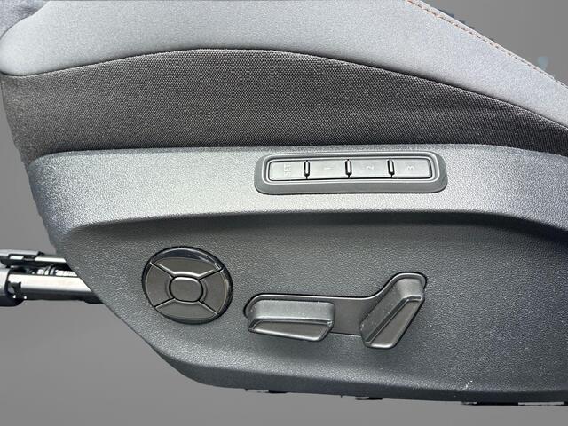 Cupra Raval Business First Edition 56 kWh 211pk
