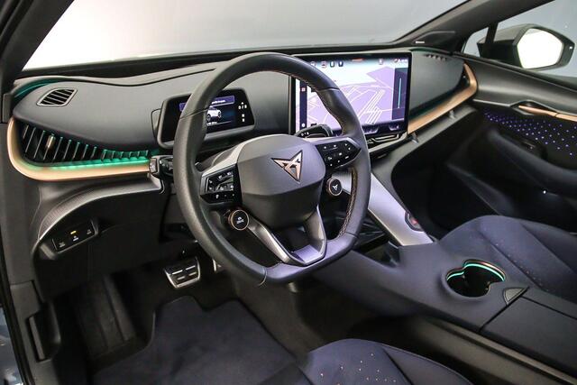 Cupra Tavascan VZ Adrenaline 340pk Automaat Panoramadak, 360 camera, Adaptive cruise control, Elektrische achterklep, Head up display, Navigatie, Stuurwiel verwarmd, LED matrix koplampen