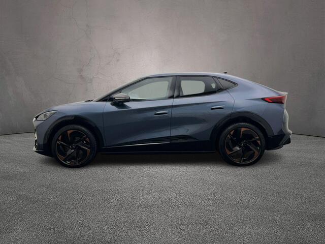 Cupra Tavascan VZ Adrenaline 340pk Automaat Warmtepomp, Panoramadak, Adaptive cruise control, 360 camera, Achteruitrijcamera, LED matrix koplampen