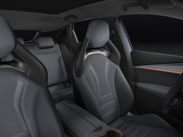 Cupra Tavascan VZ Extreme 82 kWh 340pk / Etna velgen / 4-wiel aandrijving / CUP Bucket Seats, Hero Enceladus Grey Nappa leder/ Geventileerde stoelen vóór