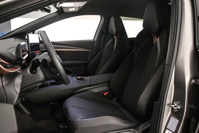 Cupra Tavascan Business 286pk Automaat Warmtepomp, Adaptive cruise control, Elektrische achterklep, LED koplampen, Navigatie, Achteruitrijcamera, Stoelverwarming