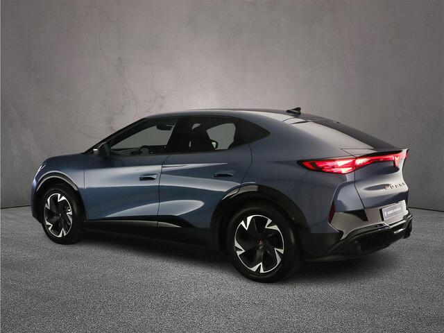 Cupra Tavascan Business 286pk Automaat Warmtepomp, Adaptive cruise control, Achteruitrijcamera, Elektrische achterklep, LED koplampen, Navigatie, Stuurwiel verwarmd