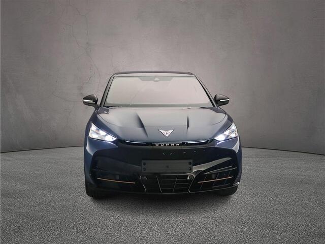 Cupra Tavascan Business 286pk Automaat Warmtepomp, Adaptive cruise control, Achteruitrijcamera, Elektrische achterklep, LED koplampen, Navigatie, Stuurwiel verwarmd