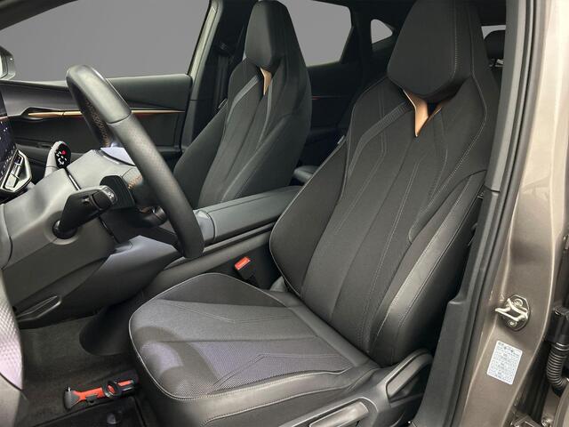 Cupra Tavascan Business 286pk Automaat Adaptive cruise control, Navigatie, Achteruitrijcamera, Elektrische achterklep, App connect, Parkeersensoren, LED matrix koplampen