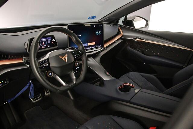 Cupra Tavascan VZ Adrenaline 340pk Automaat Warmtepomp, Adaptive cruise control, Panoramadak, 360 camera, Navigatie, Sennheiser audio, Achteruitrijcamera, LED matrix koplampen