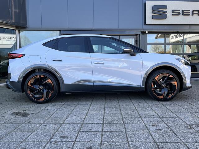 Cupra Tavascan Adrenaline 82 kWh Digitaal instrumentenpaneel (Virtual Cockpit) | Head-up Display met 'Augmented Reality' | Multifunctioneel verwarmbaar stuurwiel met start- & CUPRA-knop