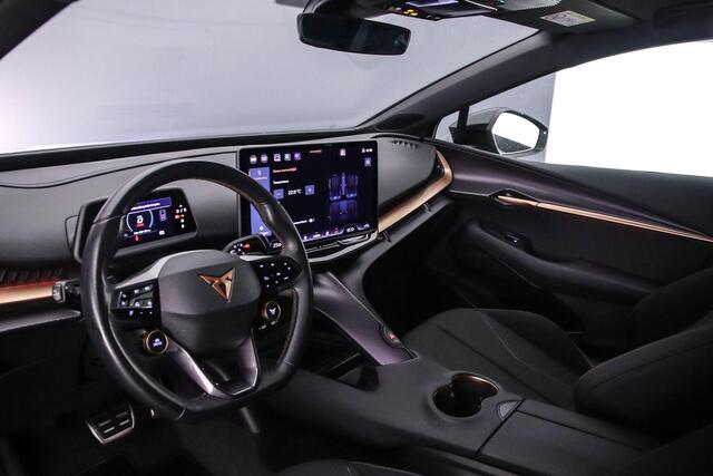 Cupra Tavascan Business 286pk Automaat Adaptive cruise control, Achteruitrijcamera, LED koplampen, Stuurwiel verwarmd, Elektrische achterklep, Parkeersensoren, App connect