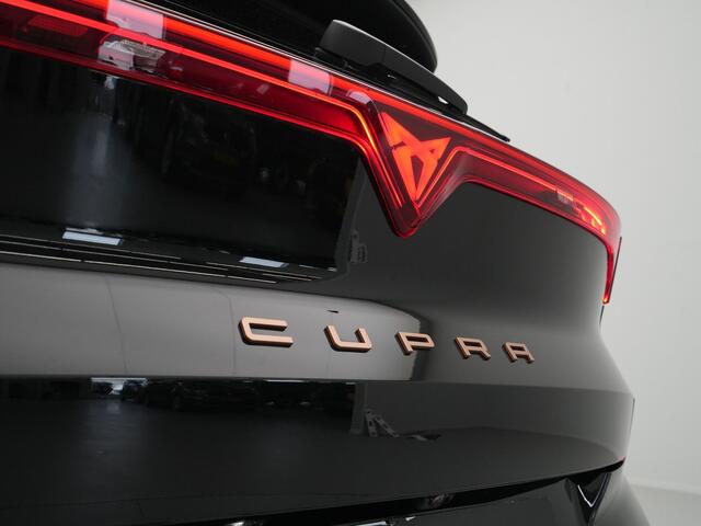 Cupra Terramar 1.5 TSI e-Hybrid 272pk VZ Performance Panorama Memory 360 Camera Stuurverwarming 287