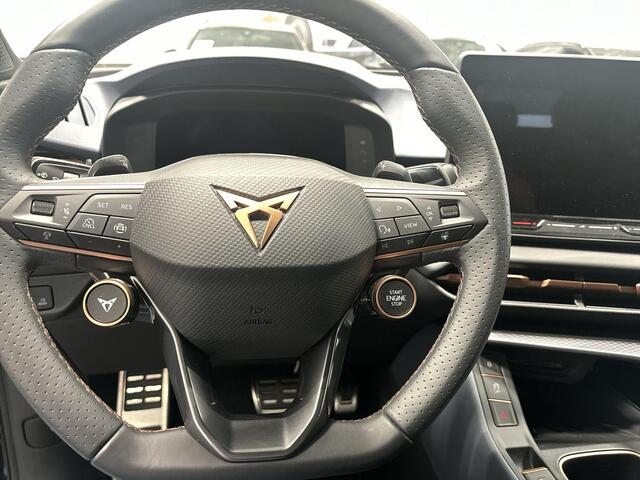 Cupra Terramar 1.5 Tsi 204pk DSG e-Hybrid Business · Apple/Android Car Play · Camera · Keyless · Elek. Trekhaak · Elek. Achterklep · 18'' Inch · Garantie t/m 27-03-2028 of 90.000km