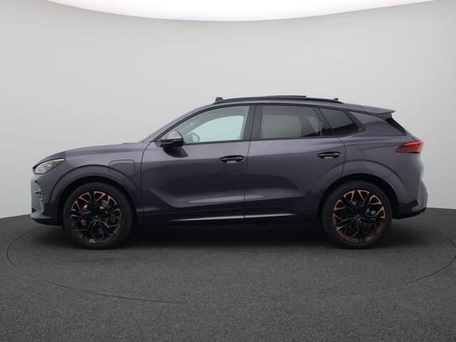 Cupra Terramar 1.5 TSI e-Hybrid VZ Performance 272PK DSG matrix led, Leder, trekhaak, Sennheiser audio, 360gr. camera, head-up display, alarm, schuif-kanteldak, winterpakket, adaptive cruise met travel assist, side assist, virtual pedal, keyless, 20" lichtmetaal