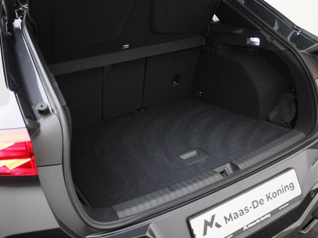 Cupra Terramar 1.5 Tsi 150pk DSG Business · Apple/Android Car Play · Panoramadak · Elek. Trekhaak · Camera · Navigatie · Head-Up · 18'' Inch ·