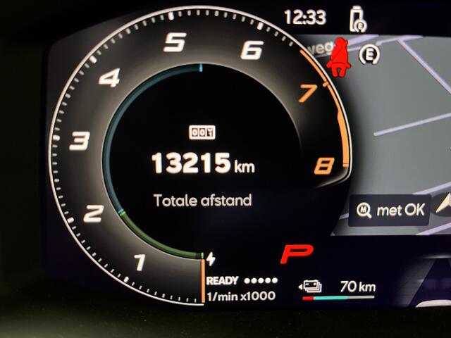 Cupra Terramar 1.5 TSI e-Hybrid VZ Performance / AUTOMAAT/ PANO/ 272 PK/ SENNHEISER/ ELEKTR STOEL/ ALCANTARA/ HEAD-UP DISPLAY/ 360 CAMERA/ PARK. SENSOREN/ STOEL-STUUR VERWARM./ KEYLESS/ 19" LMV/ CLIMA 3-ZONE/ STANDKACHEL/ RIJ-MODI
