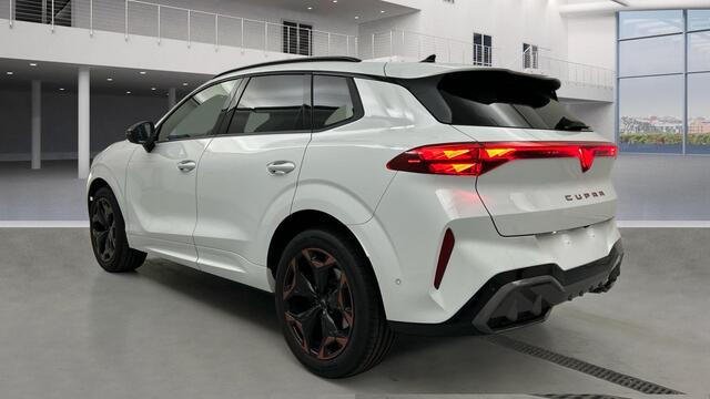 Cupra Terramar 1.5 TSI e-Hybrid Business