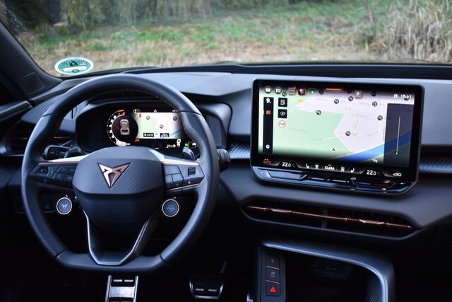 Cupra Terramar 1.5 eTSI 150PK DSG BUSINESS SFEERVERL HEAD-UP/NAVI/CAMERA/LEDER MATRIX FABRIEKS GARANTIE