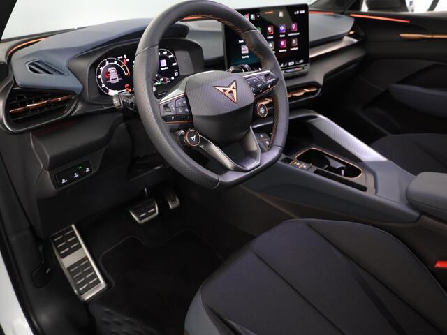 Cupra Terramar 1.5 TSI e-Hybrid 204pk | Wegklapbare trekhaak | Navigatie via App | Matrix led verlichting | Parkeercamera