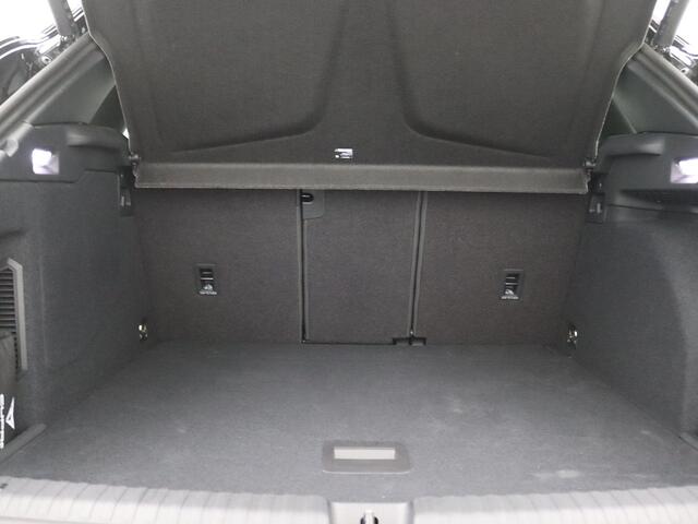 Cupra Terramar 1.5 TSI e-Hybrid VZ Performance 272PK DSG Pano-Schuifdak, Trekhaak, 20" LM Velgen, Matrix-LED Verlichting, Head-Up Display, 360gr. Camera, Sennheiser Audio, Keyless, Side Assist