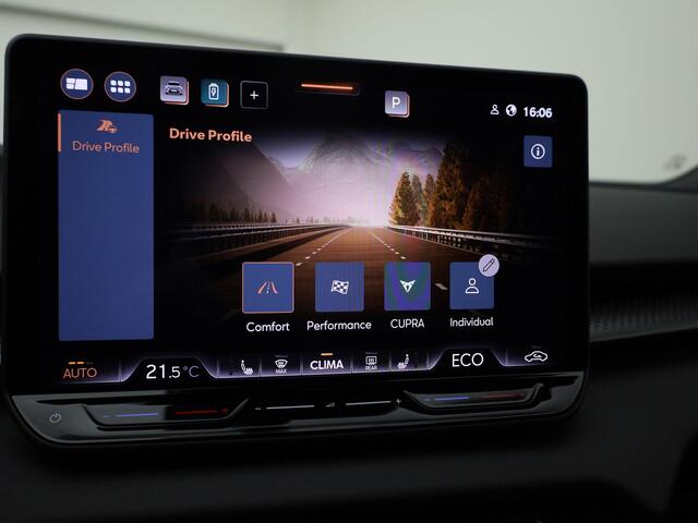 Cupra Terramar 1.5TSIe-Hybrid 200kW/272PK VZ Performance · Panoramadak · 360°Camera + Parkeersensoren · Trekhaak · SENNHEISER Audio · Garantie t/m 24-02-2028