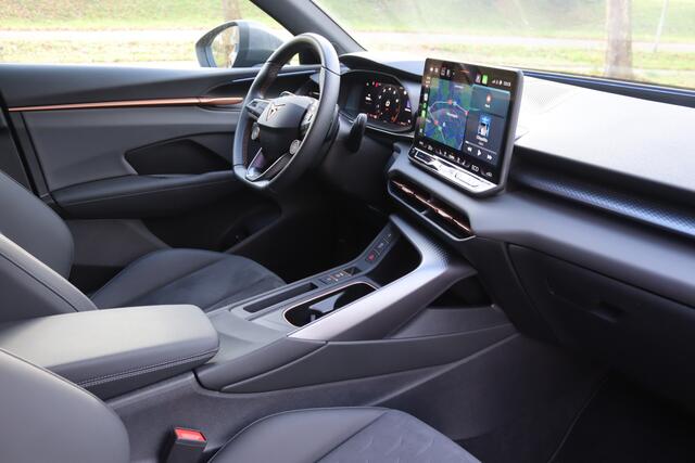 Cupra Terramar 1.5 e-Hybrid 272pk VZ Performance Pano/Matrix LED/Headup/Sennheiser/360/Keyless/ACC/DCC/20"/Trekhaak wegkl.