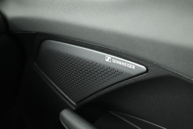 Cupra Terramar 1.5 TSI e-Hybrid 272pk VZ Performance Trekhaak 360Camera Sennheiser HUD Keyless Panoramadak Memory Navigatie