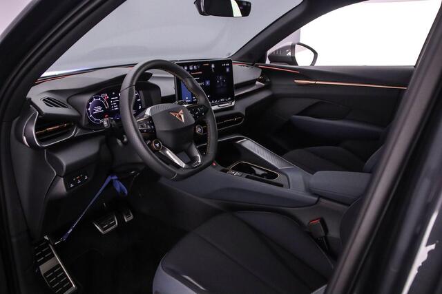 Cupra Terramar Business 1.5 TSI eHybrid 204pk DSG Automaat Trekhaak, Panoramadak, Adaptive cruise control, Stoelverwarming, Achteruitrijcamera, App connect, LED koplampen