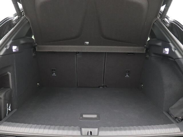 Cupra Terramar 1.5 TSI e-Hybrid Tribe Edition 204PK DSG Panoramadak, Trekhaak, 20" LM Velgen, Keyless, Memorystoelen, Matrix-LED Verlichting, Sennheiser Audio