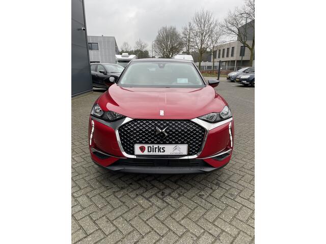 DS DS 3 100pk Performance Line (Camera - Stoelverwarming - Automatische Airco - Navigatie - Apple Carplay)