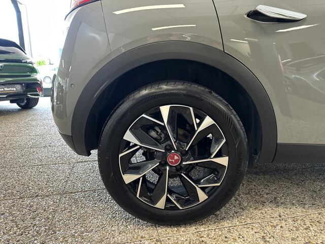 DS DS 3 1.2 PureTech Performance Line+ Automaat/Stoelverwarming/Camera/ECC.