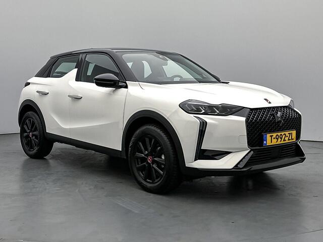 DS DS 3 SUV Performance Line 100 pk | Navigatie via Apple Carplay/Android Auto | Parkeersensoren Achter | Alcantara Interieur | Climate Control | Cruise Control | LED Koplampen | DAB Ontvanger | Start/Stop Systeem | 17" Lichtmetalen Velgen |