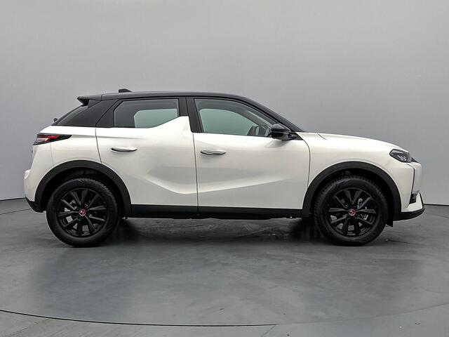 DS DS 3 SUV Performance Line 100 pk | Navigatie via Apple Carplay/Android Auto | Parkeersensoren Achter | Alcantara Interieur | Climate Control | Cruise Control | LED Koplampen | DAB Ontvanger | Start/Stop Systeem | 17" Lichtmetalen Velgen |